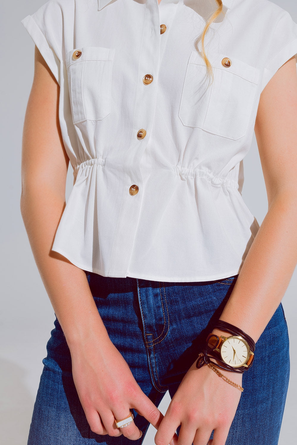 Camicia bianca button up con tasche sul petto