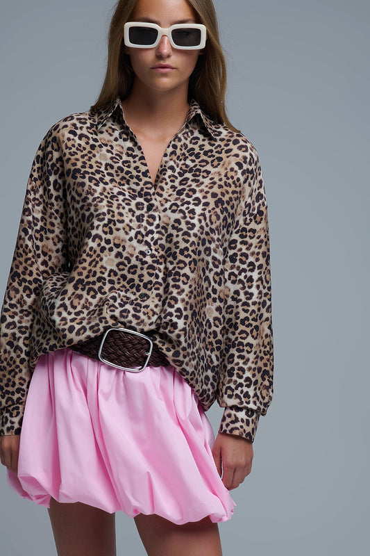 Q2 Camicia button-down oversize con stampa leopardata