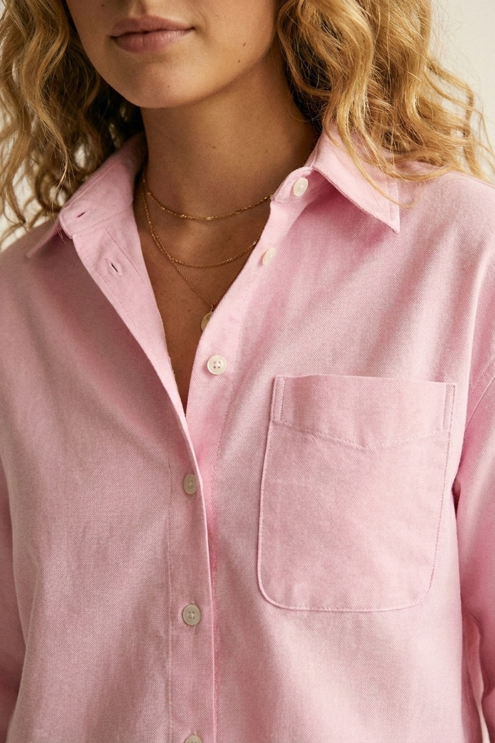 Camicia corta rosa con colletto