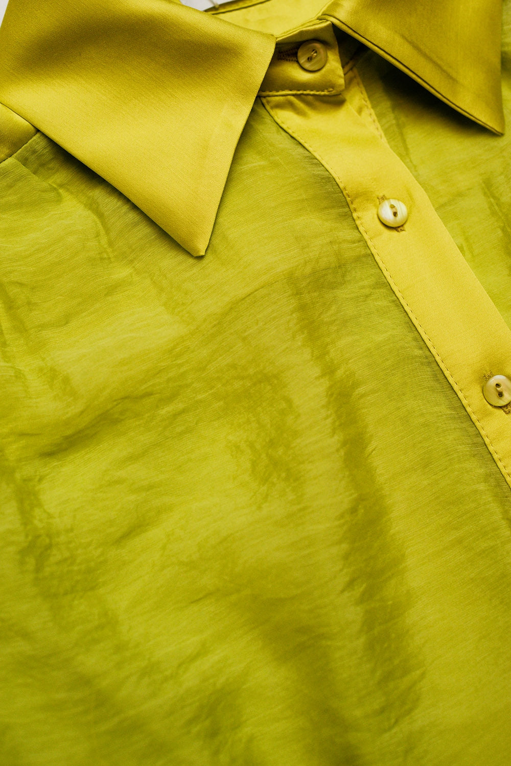 Camicia di seta verde lime