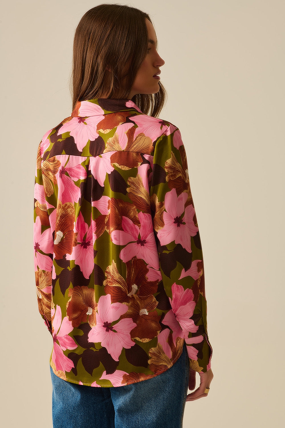 Camicia floreale tropicale in raso verde oliva