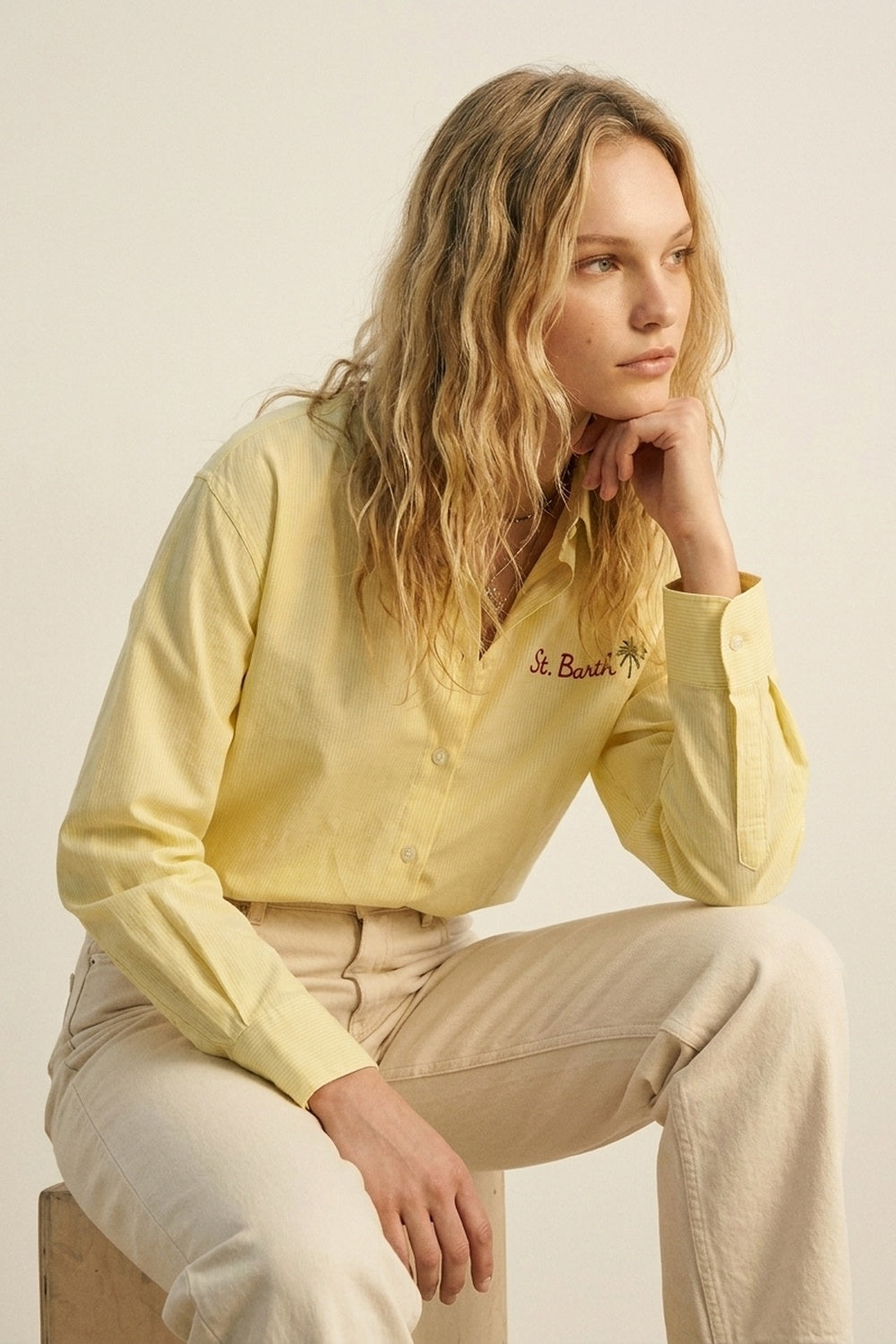 Camicia gialla a righe con ricamo St Barth