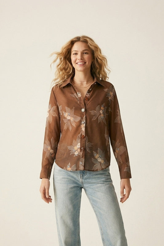 Q2 Camicia marrone a fiori con bottoni frontali e maniche lunghe in chiffon