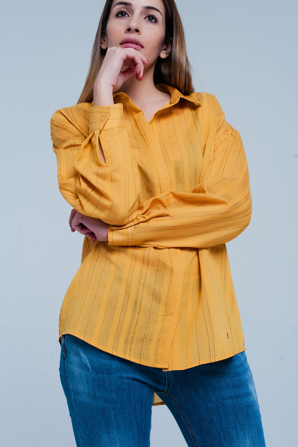 Q2 Camicia mustard oversize a righe