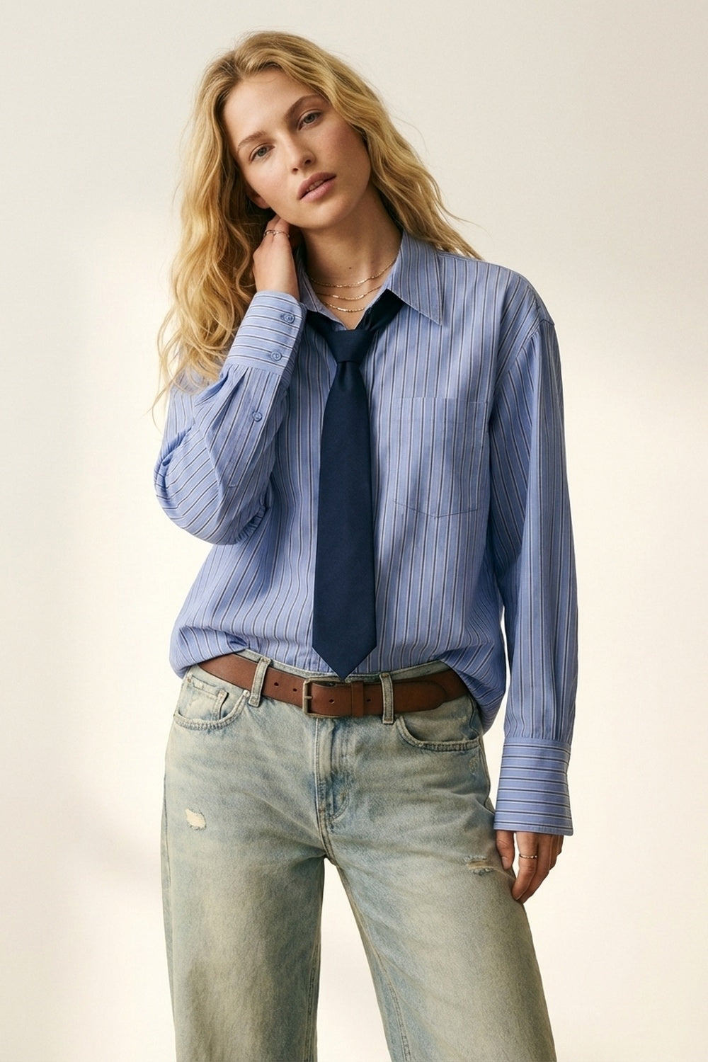 Camicia oversize a righe azzurre con bottoni
