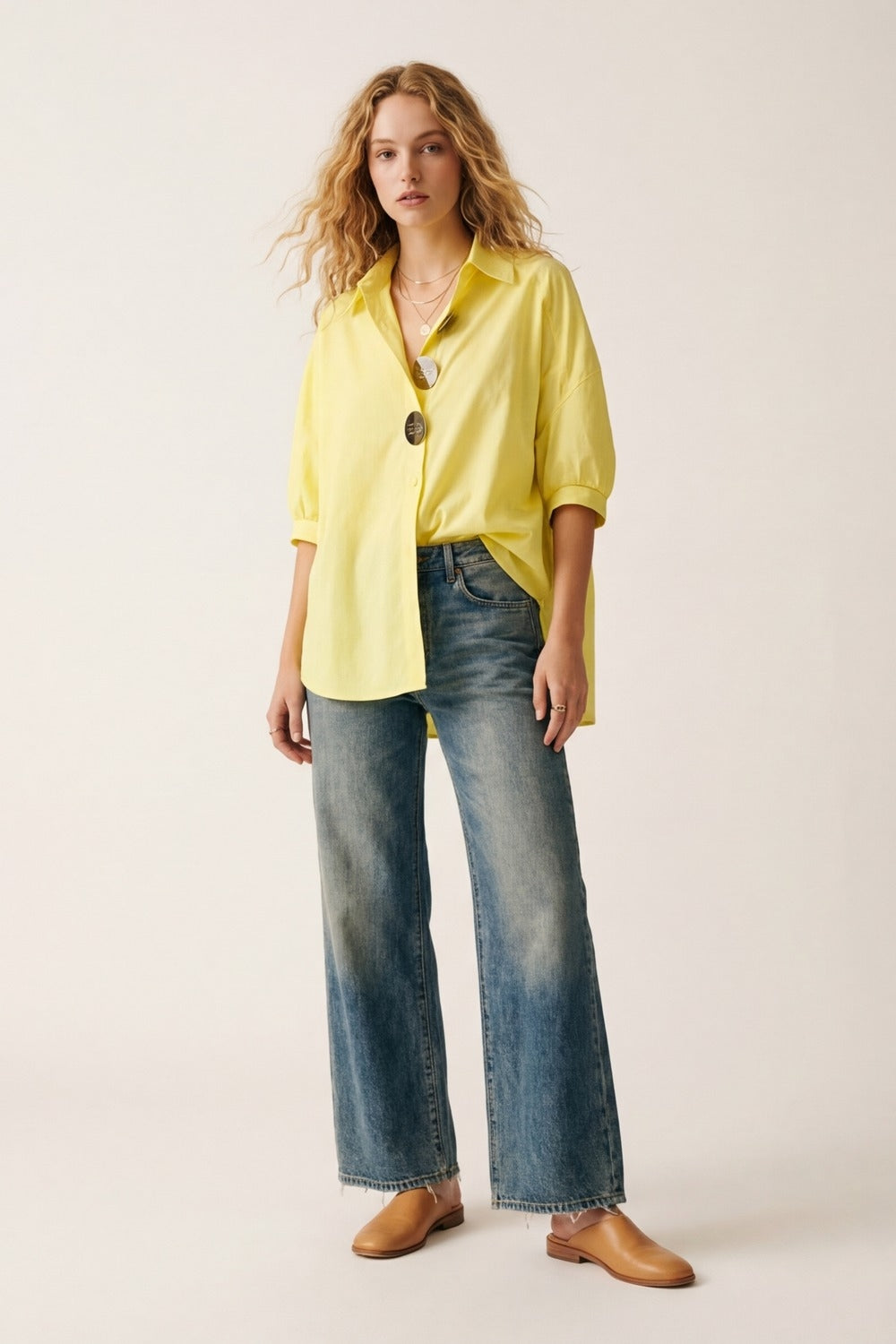 Camicia oversize gialla con bottoni