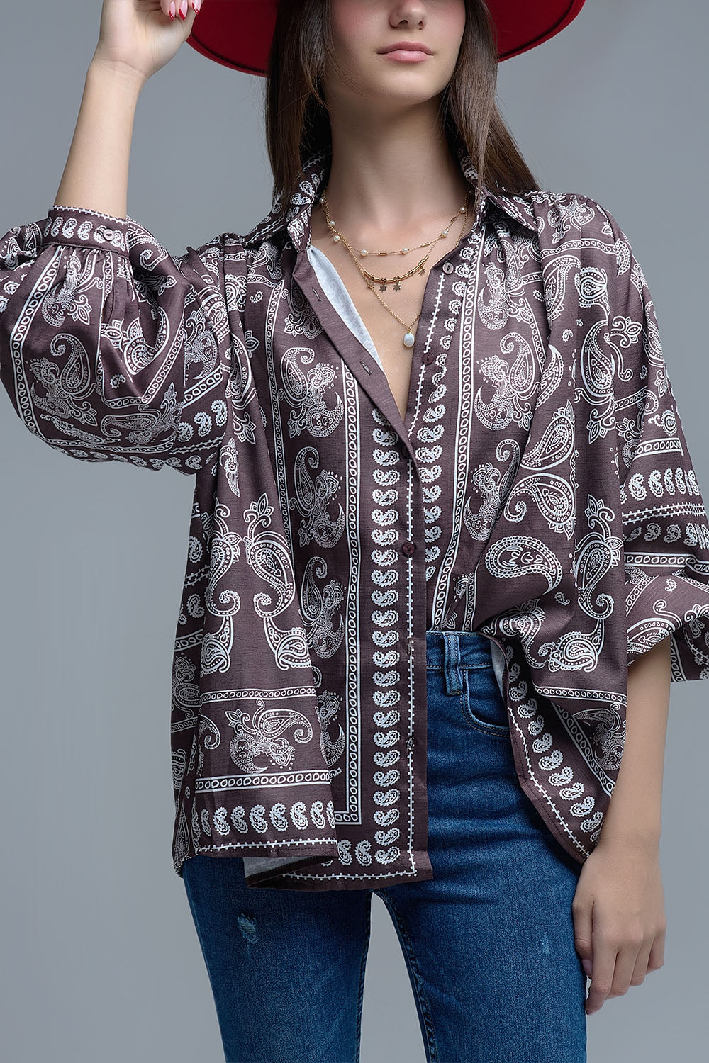 Camicia Paisley marrone con maniche voluminose