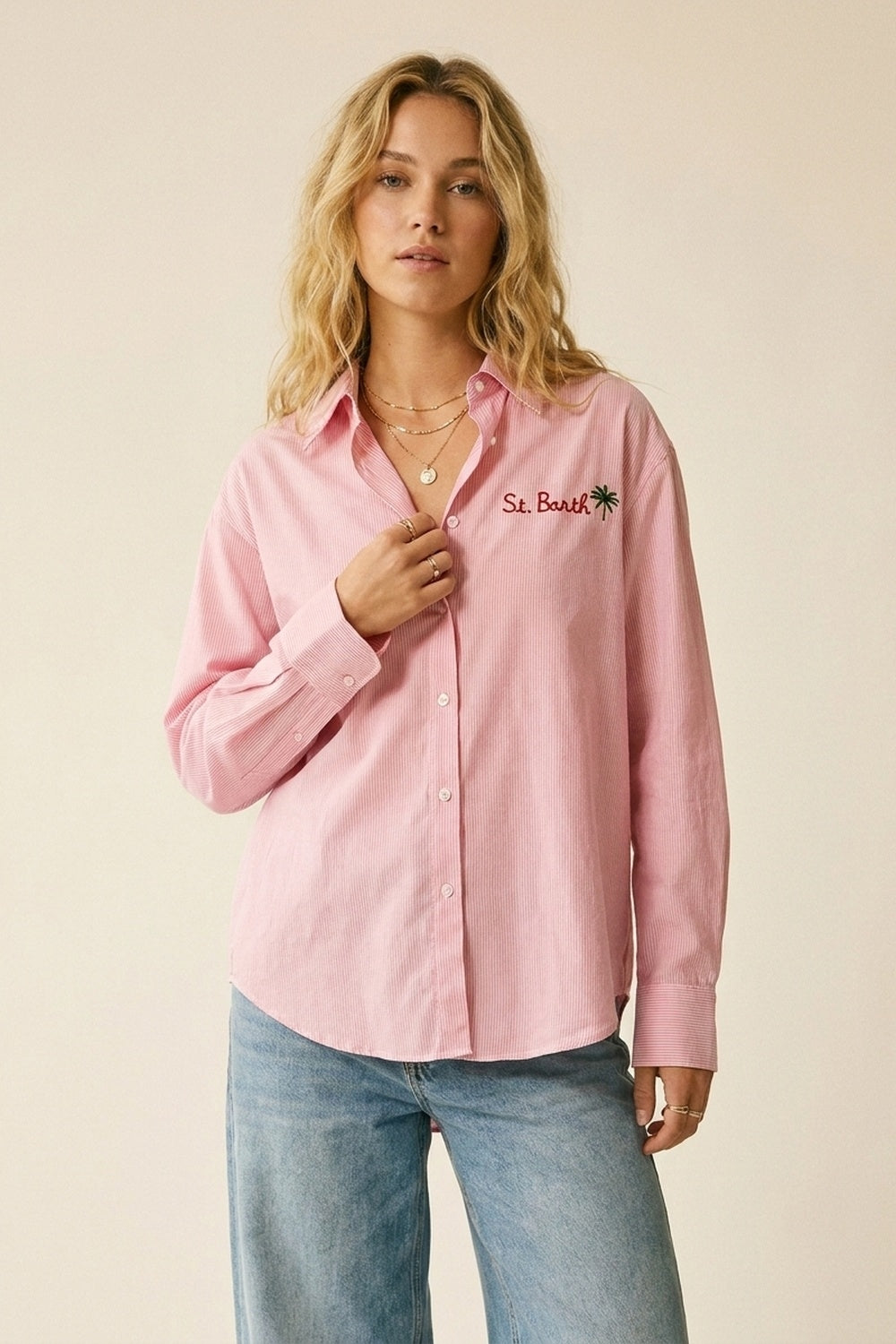 Q2 Camicia rosa a righe con dettagli ricamati St Barth