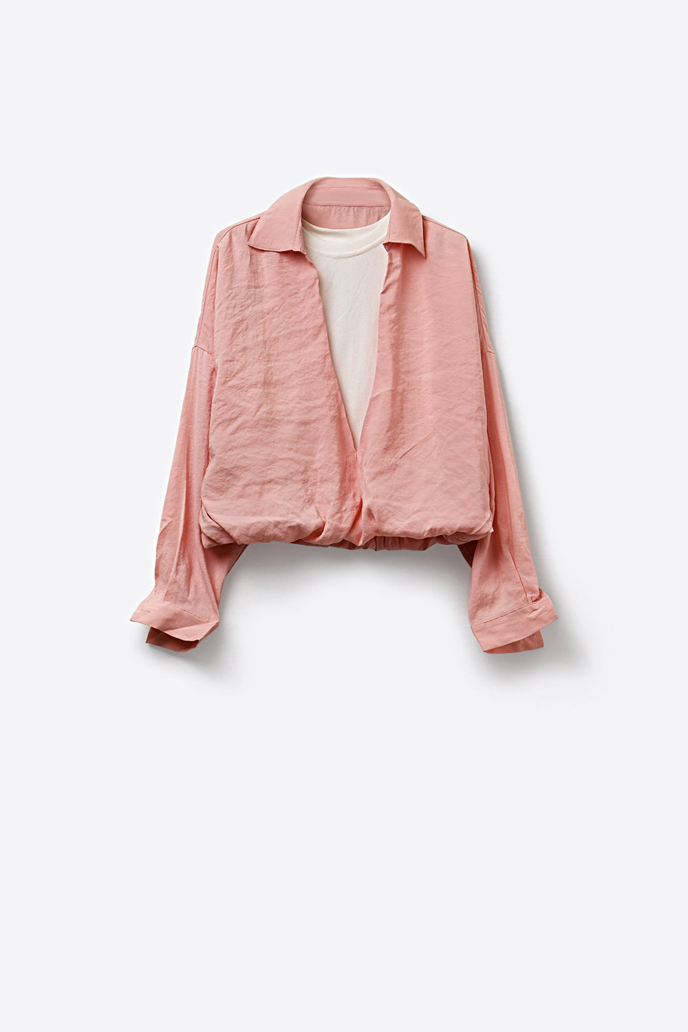 Camicia Rosa a Taglio Comodo in Tessuto Leggero e Testurizzato con T-Shirt Bianca all'interno