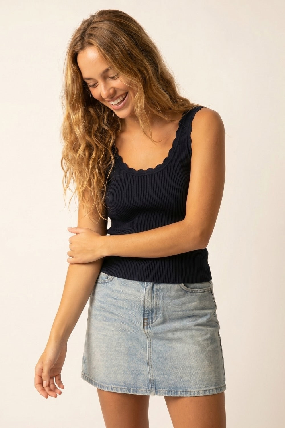Canotta in maglia a costine Navy con scollo smerlato