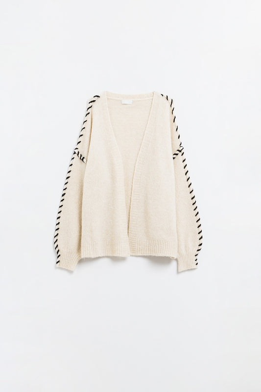 Q2 Cardigan aperto color crema con finiture nere in maglia grossa