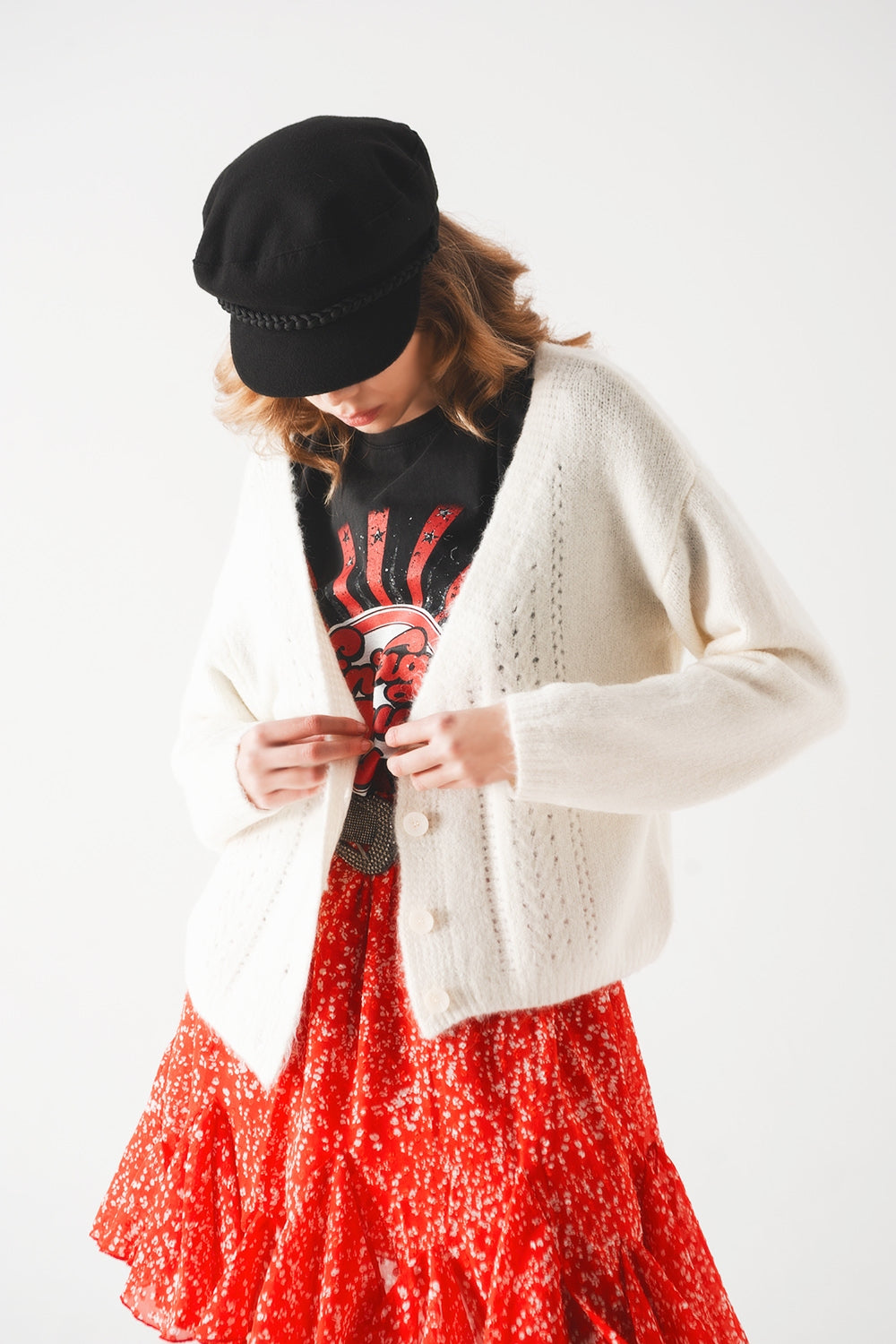 Cardigan con bottoni in crema