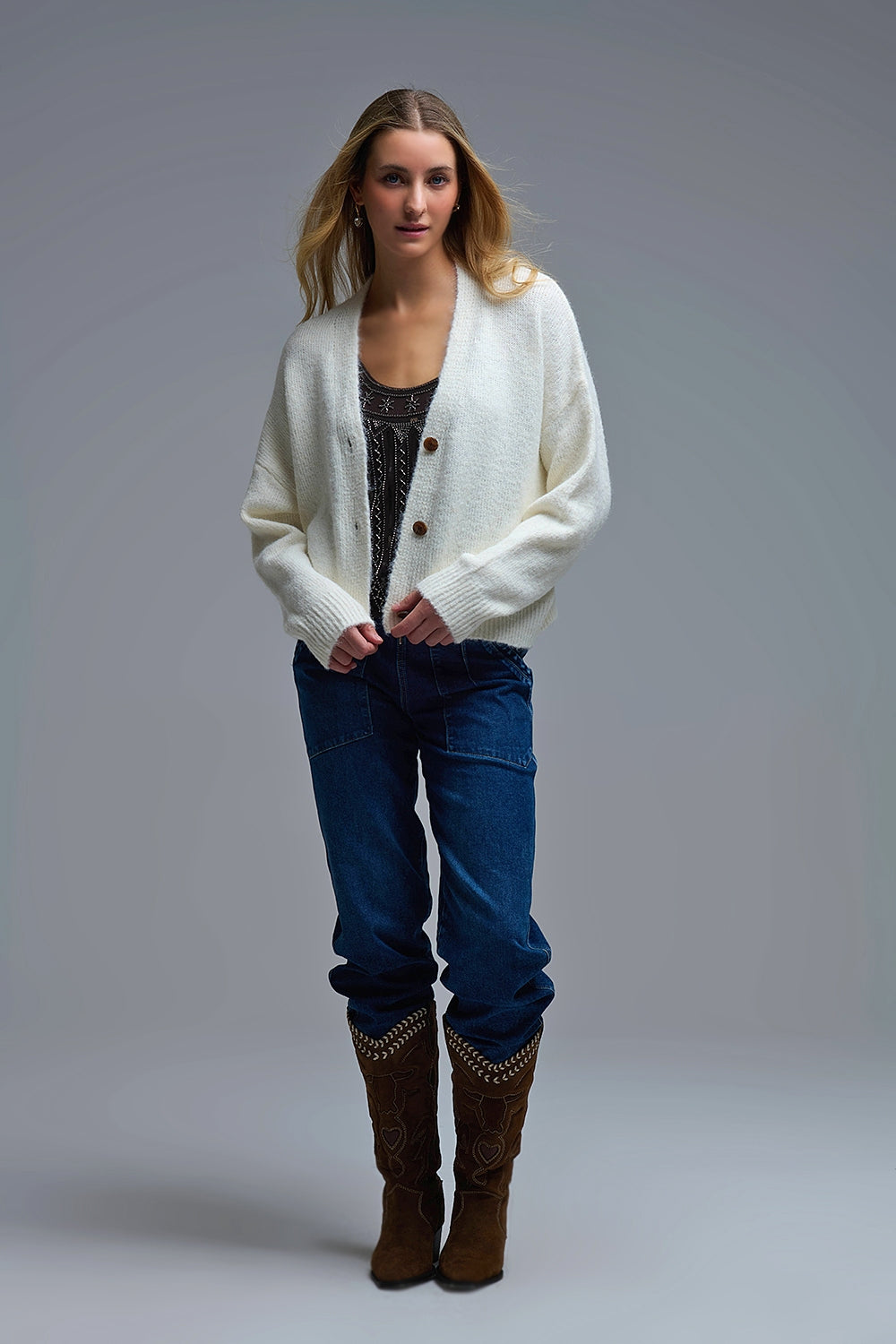 Cardigan con scollo a V e abbottonatura Basic Cream