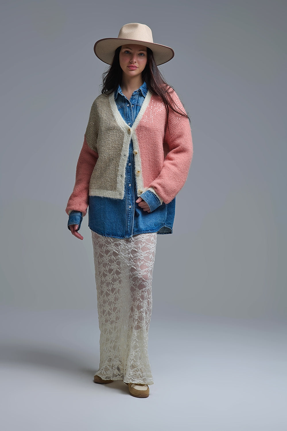 Cardigan con scollo a V in paillettes color-block