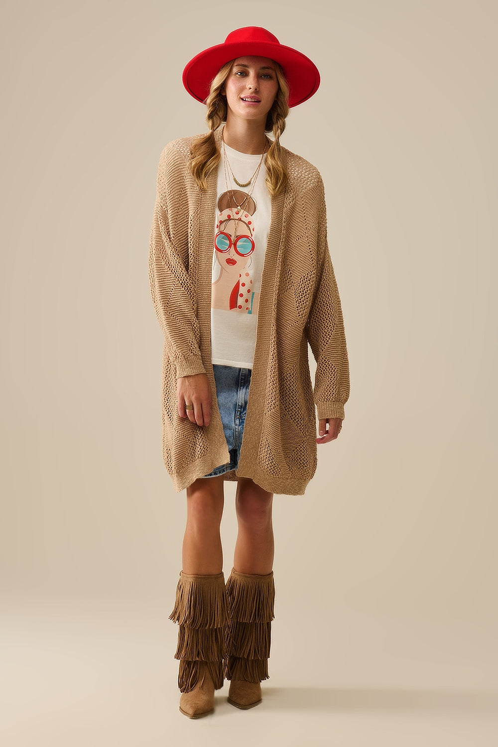 Cardigan drappeggiato color cammello con disegno all'uncinetto
