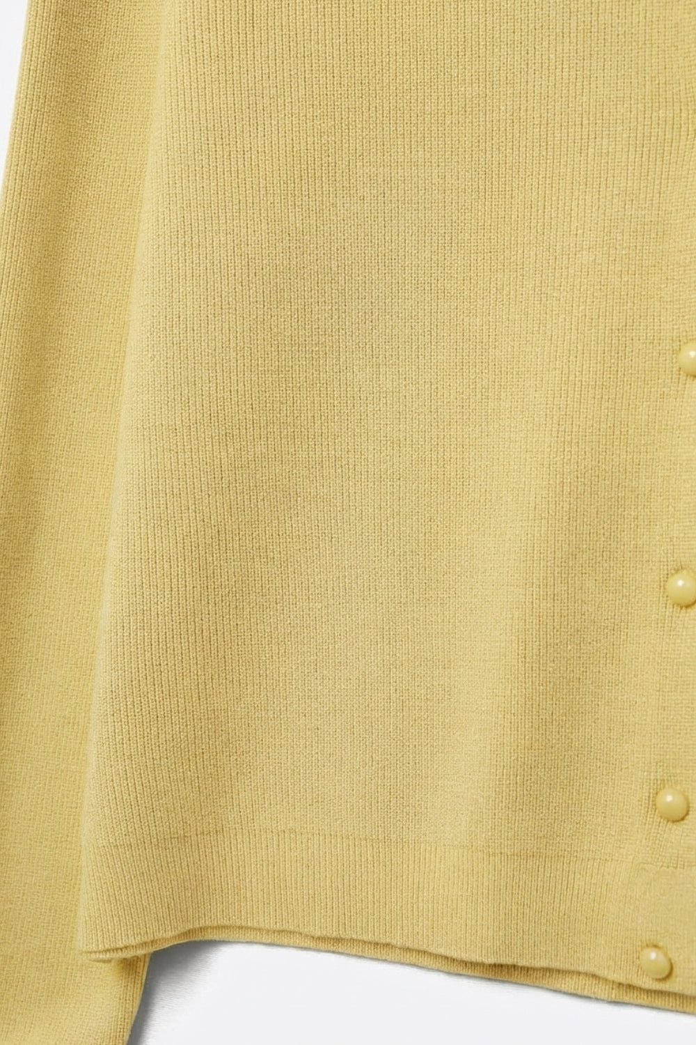 Cardigan giallo in maglia a coste con bottoni madreperlati