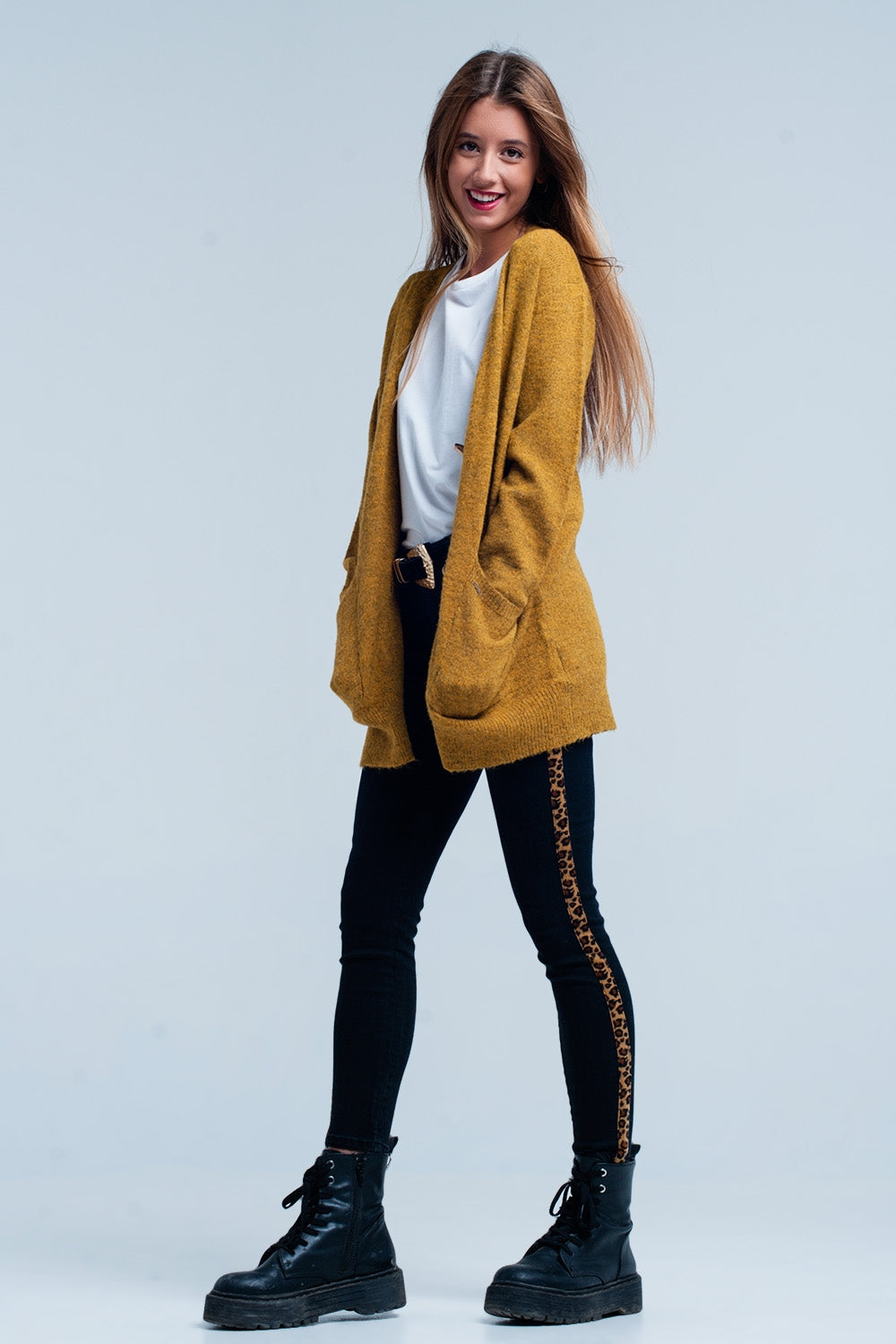 Cardigan Mustard lavorato con bottoni dorati