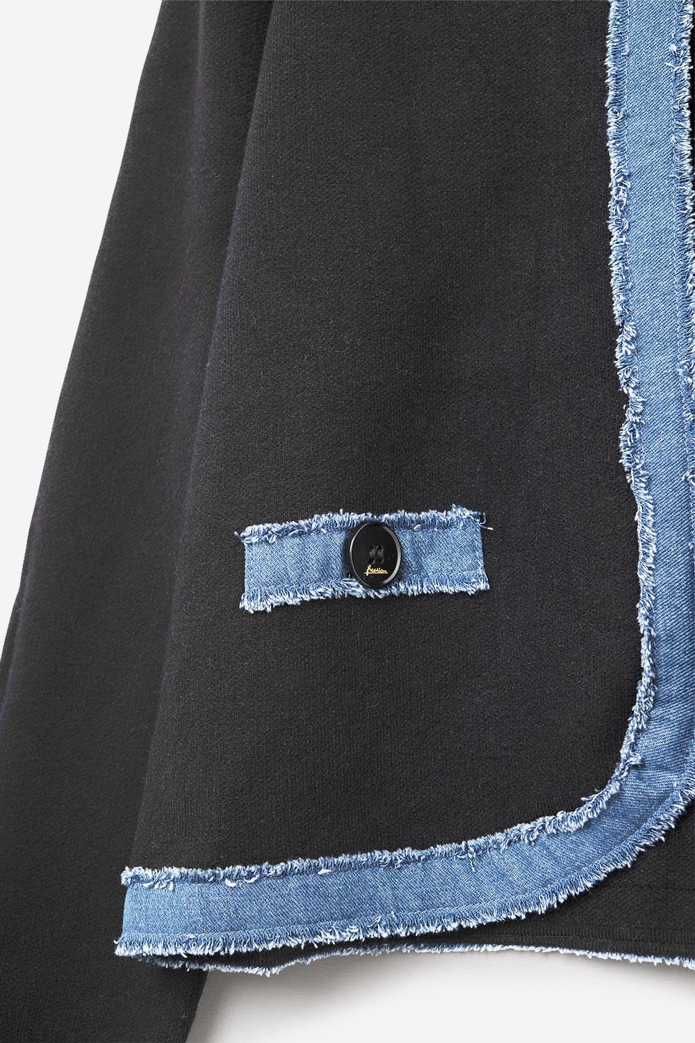 Cardigan nero in maglia con dettaglio in denim
