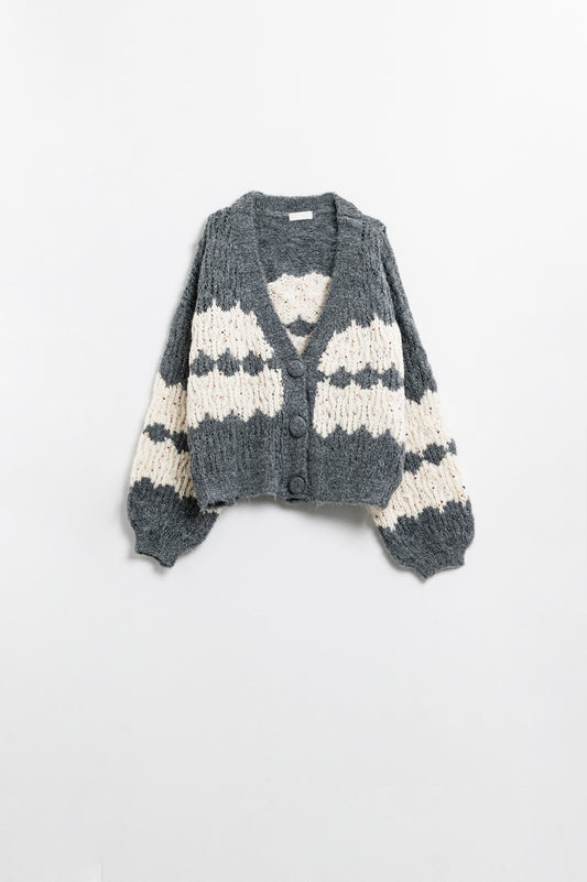 Q2 Cardigan oversize in maglia grossa con dettagli in paillettes in grigio