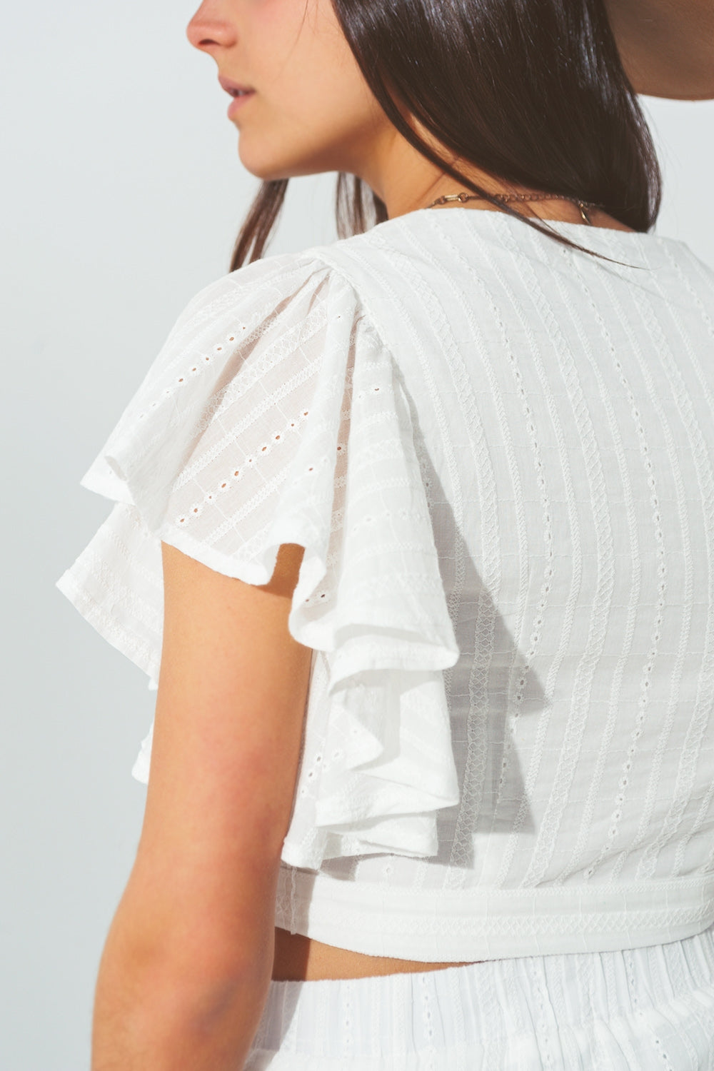Crop Top a Portafoglio Broderie in Bianco