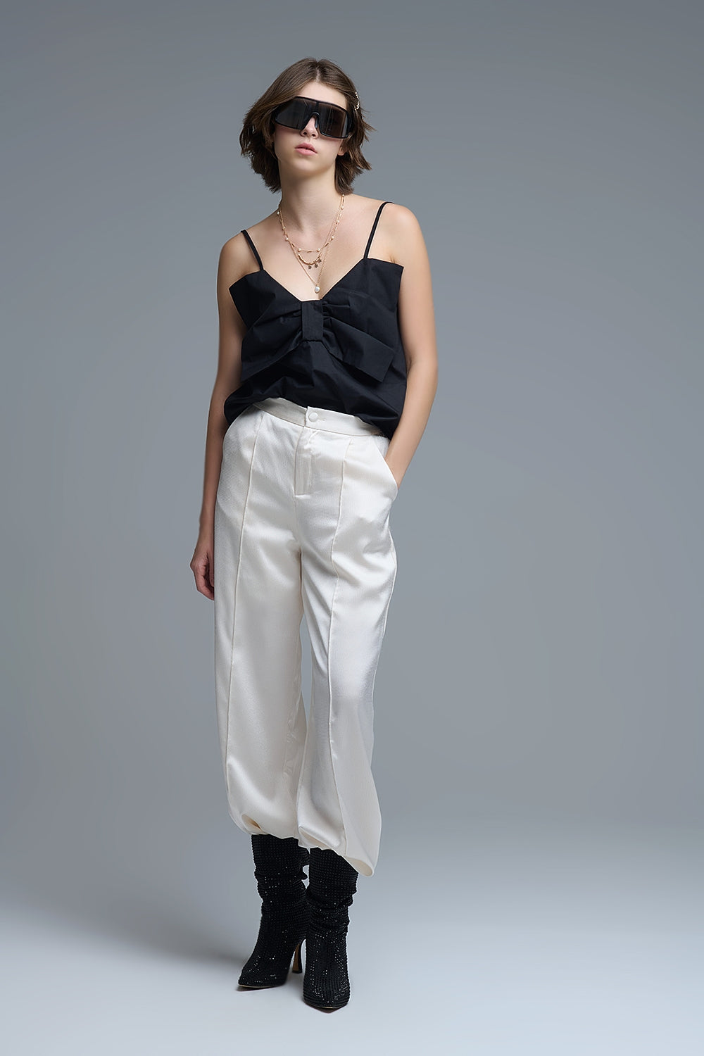 Crop top in popeline nero con fiocco