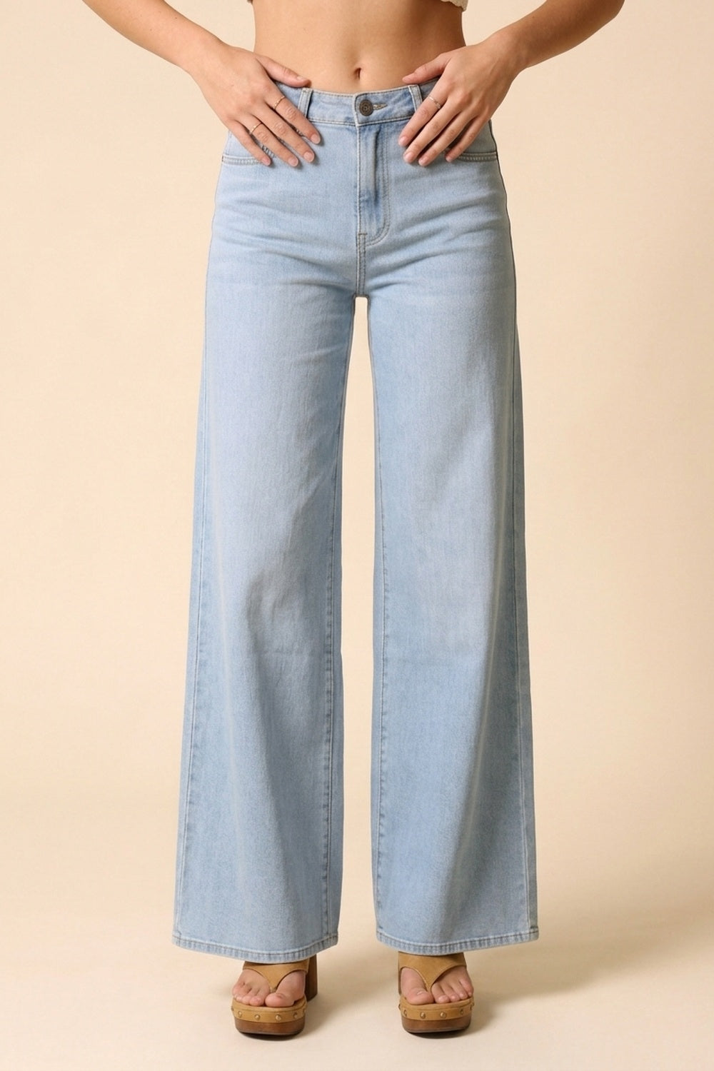 Denim a Gamba Larga a Vita Alta in Lavaggio Azzurro Chiaro