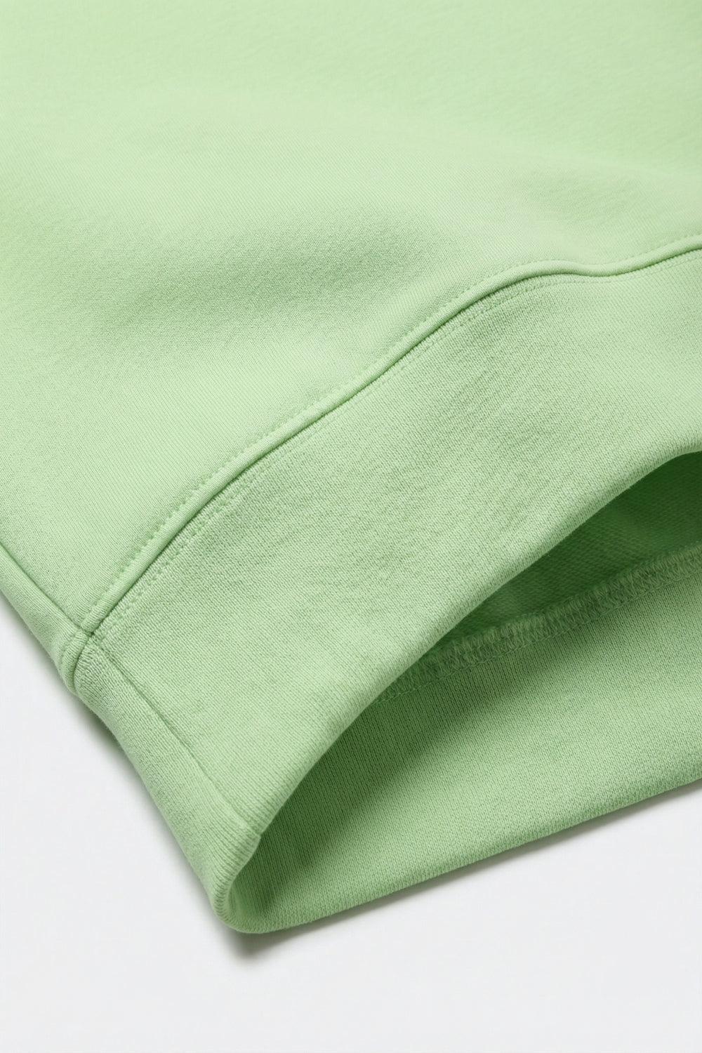 Felpa girocollo con spalle scese di colore verde