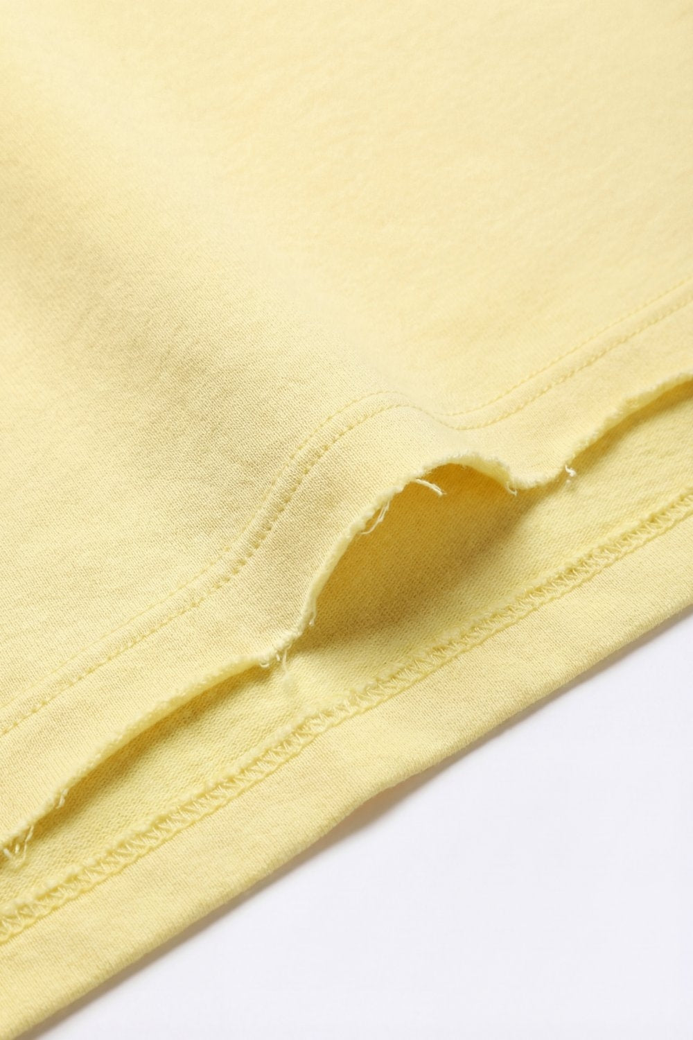 Felpa grafica gialla a vestibilità comoda con testo colorato