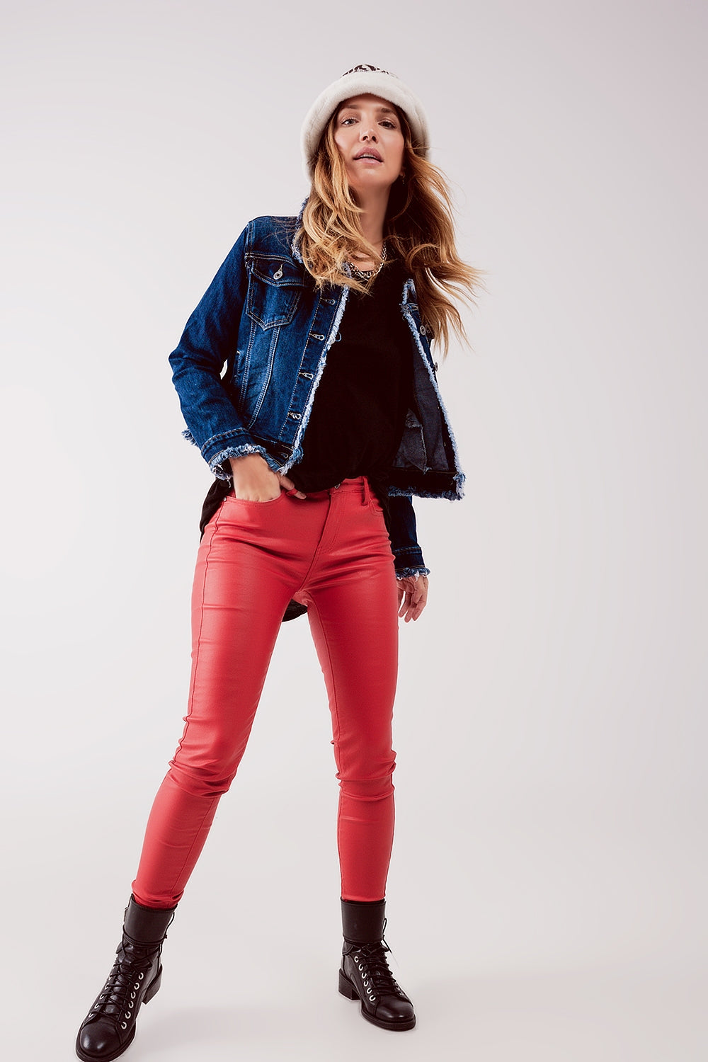 Giacca di jeans con fondo grezzo