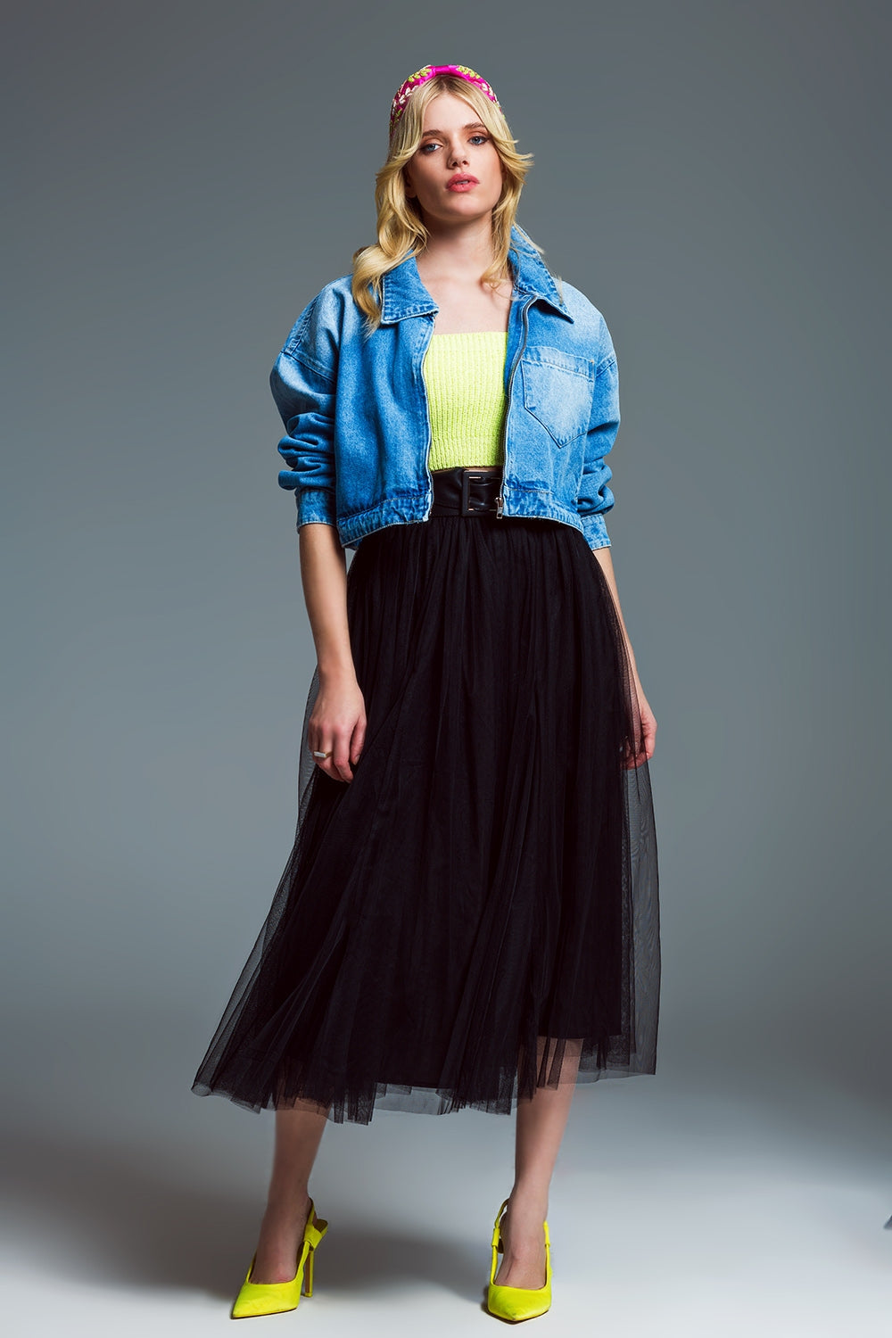 Giacca in denim cropped Ovesized con chiusura a zip e collo alto