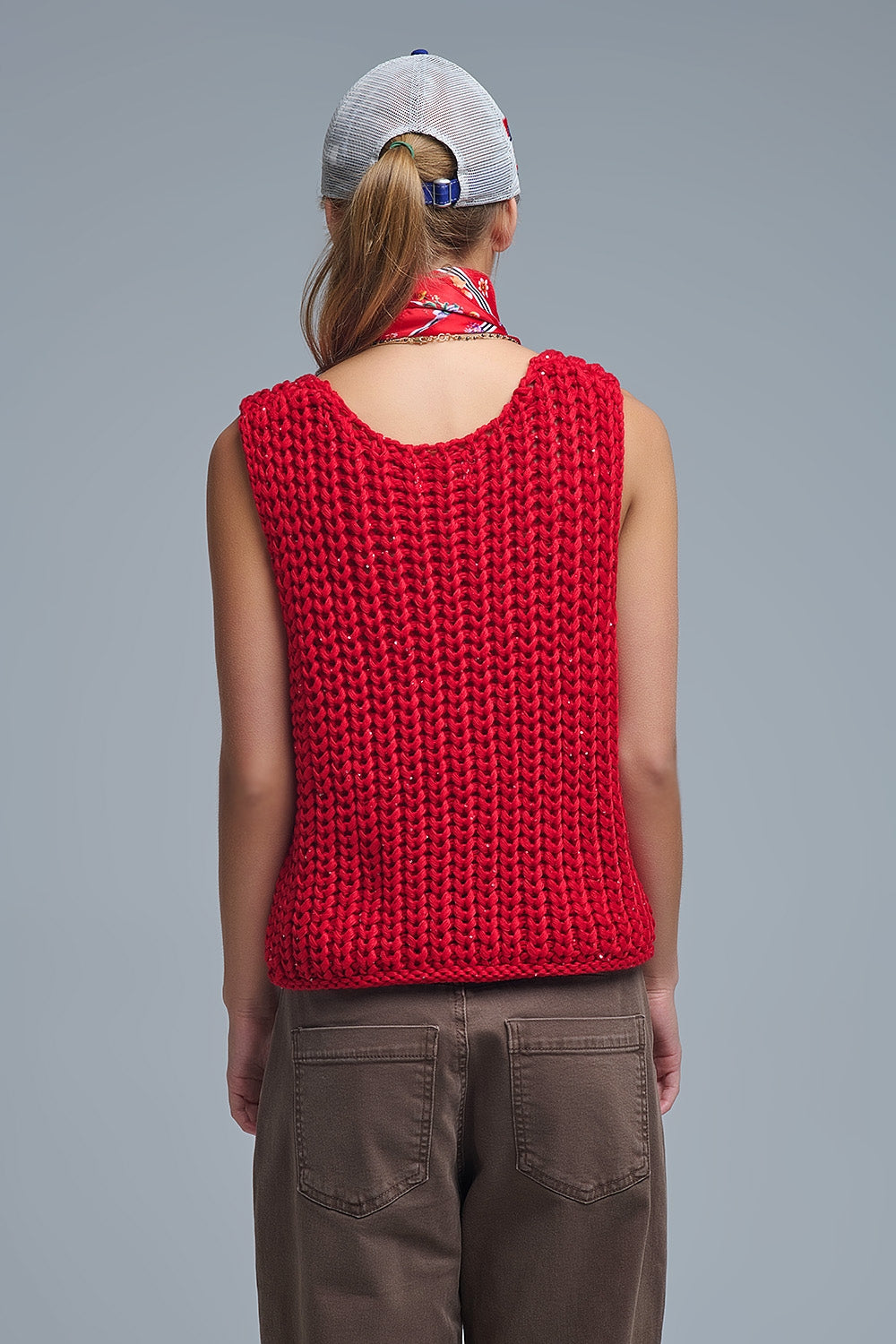 Gilet all'uncinetto con paillettes in rosso