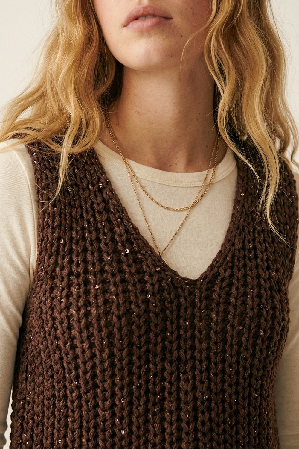 Gilet Maglione a Maglia Grossa Marrone con Scollo a V