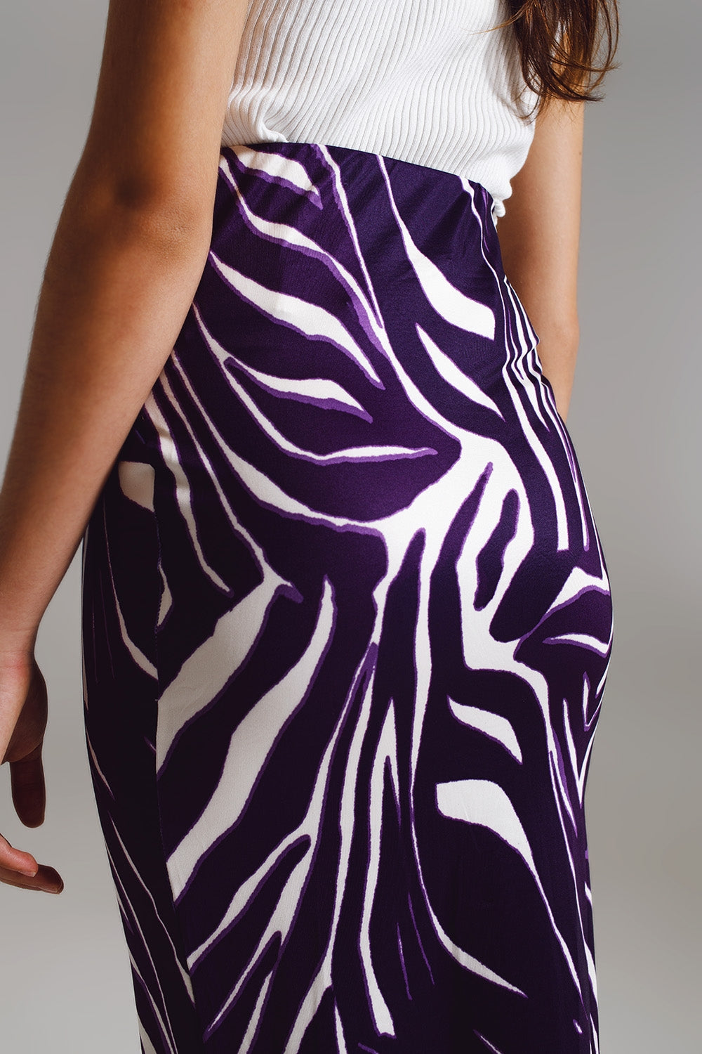 Gonna a balze con dettaglio raccoglitore sul lato stampa zebra viola e crema