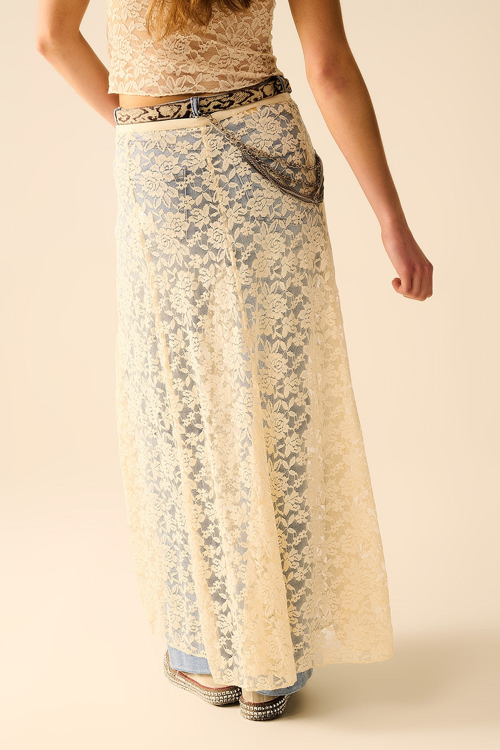Gonna lunga beige in pizzo con design floreale