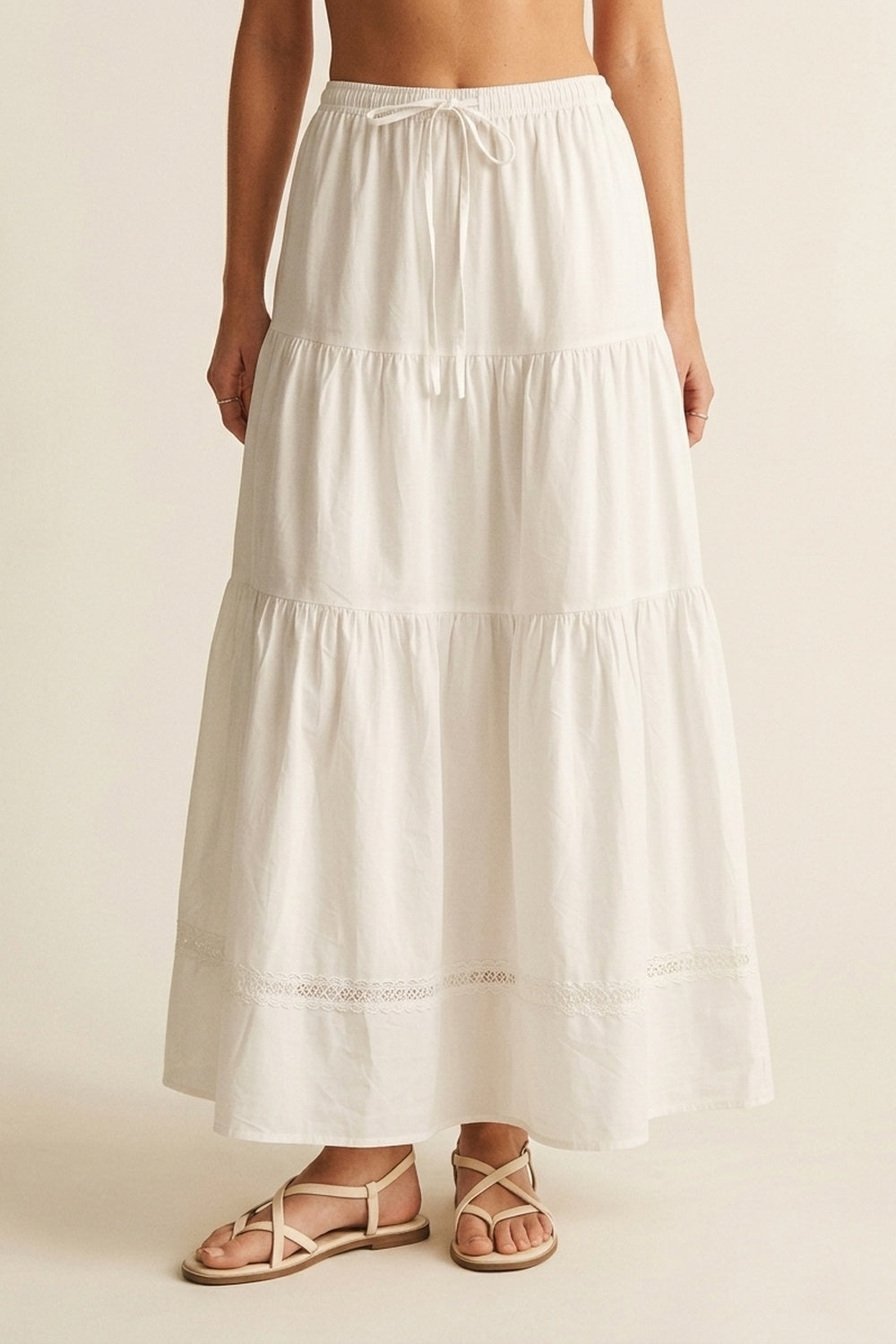 Q2 Gonna maxi in popeline bianco con dettaglio in pizzo