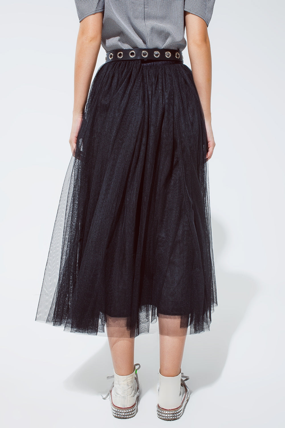 Gonna midi di tulle nero con vita elasticizzata