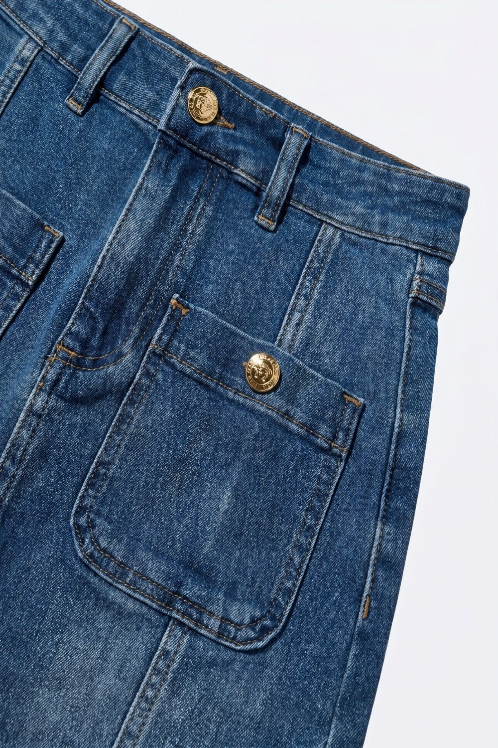 Gonna midi in denim a lavaggio medio con tasche applicate frontali