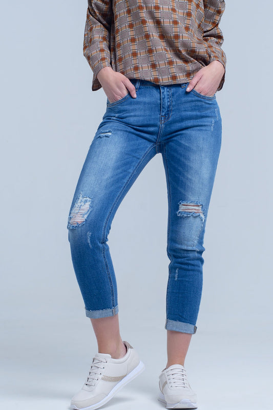 Q2 Jean magro con strappi sulle gambe