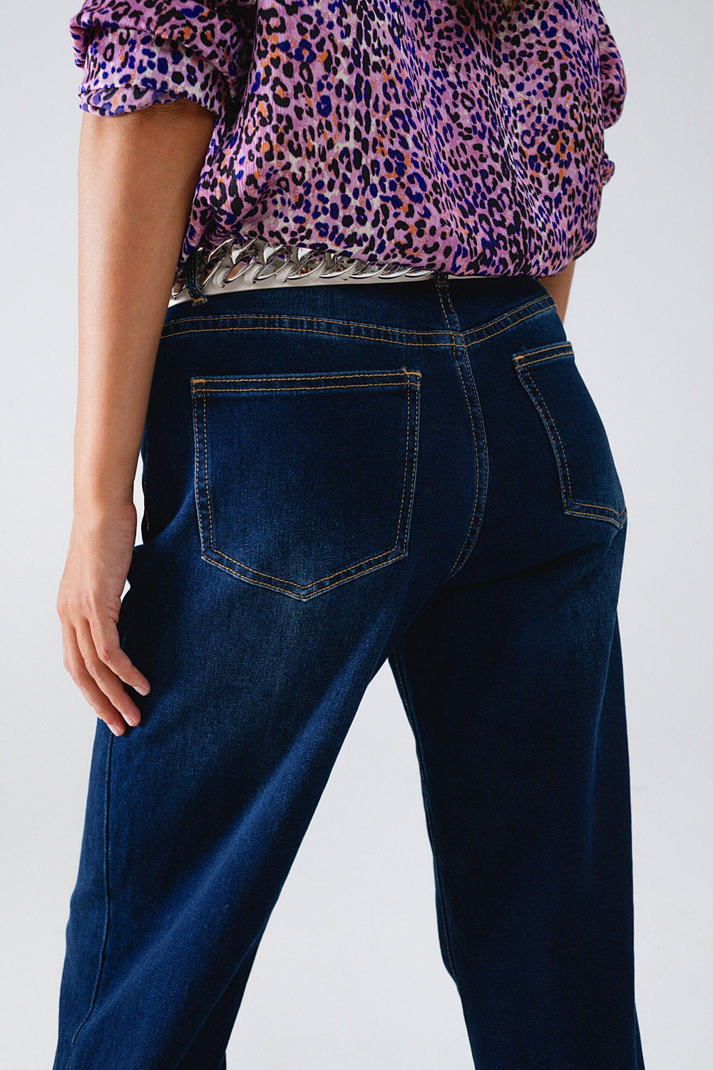 Jeans a gamba larga anni '90 con lavaggio scuro