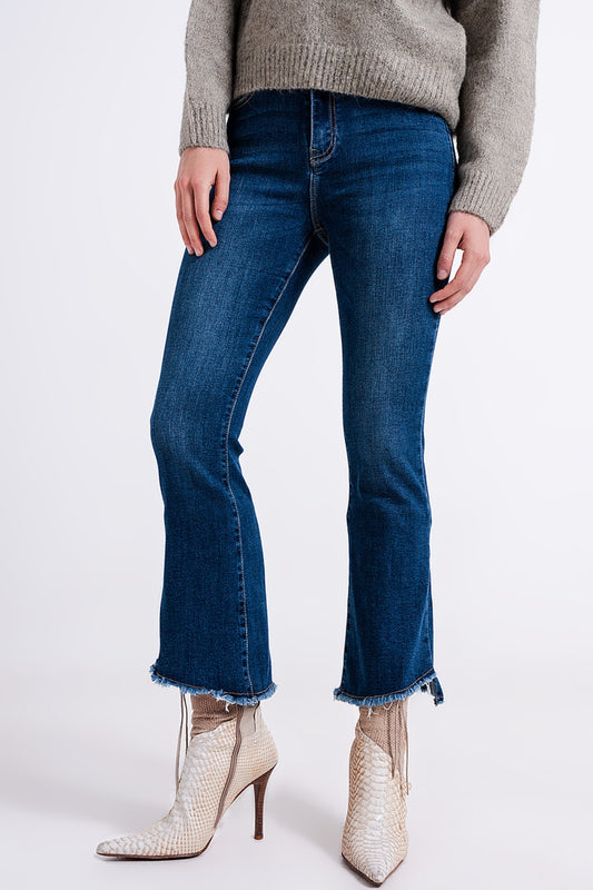 Q2 Jeans a vita alta con orlo asimmetrico