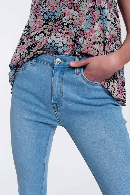 Q2 Jeans a vita alta in un bel design dai brillantini