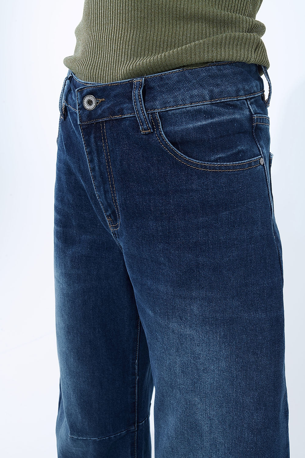 Jeans Barrel con cuciture a palloncino sulle ginocchia