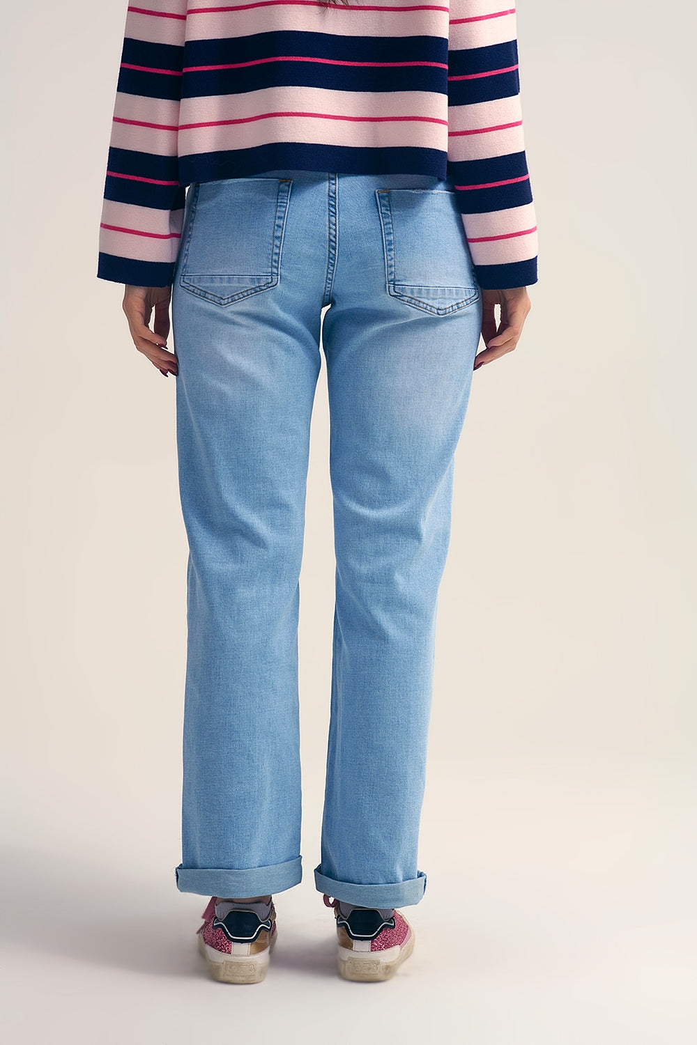 Jeans blu chiaro a gamba dritta