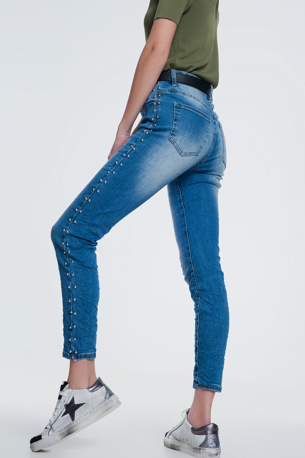 jeans con borchie denim stropicciato