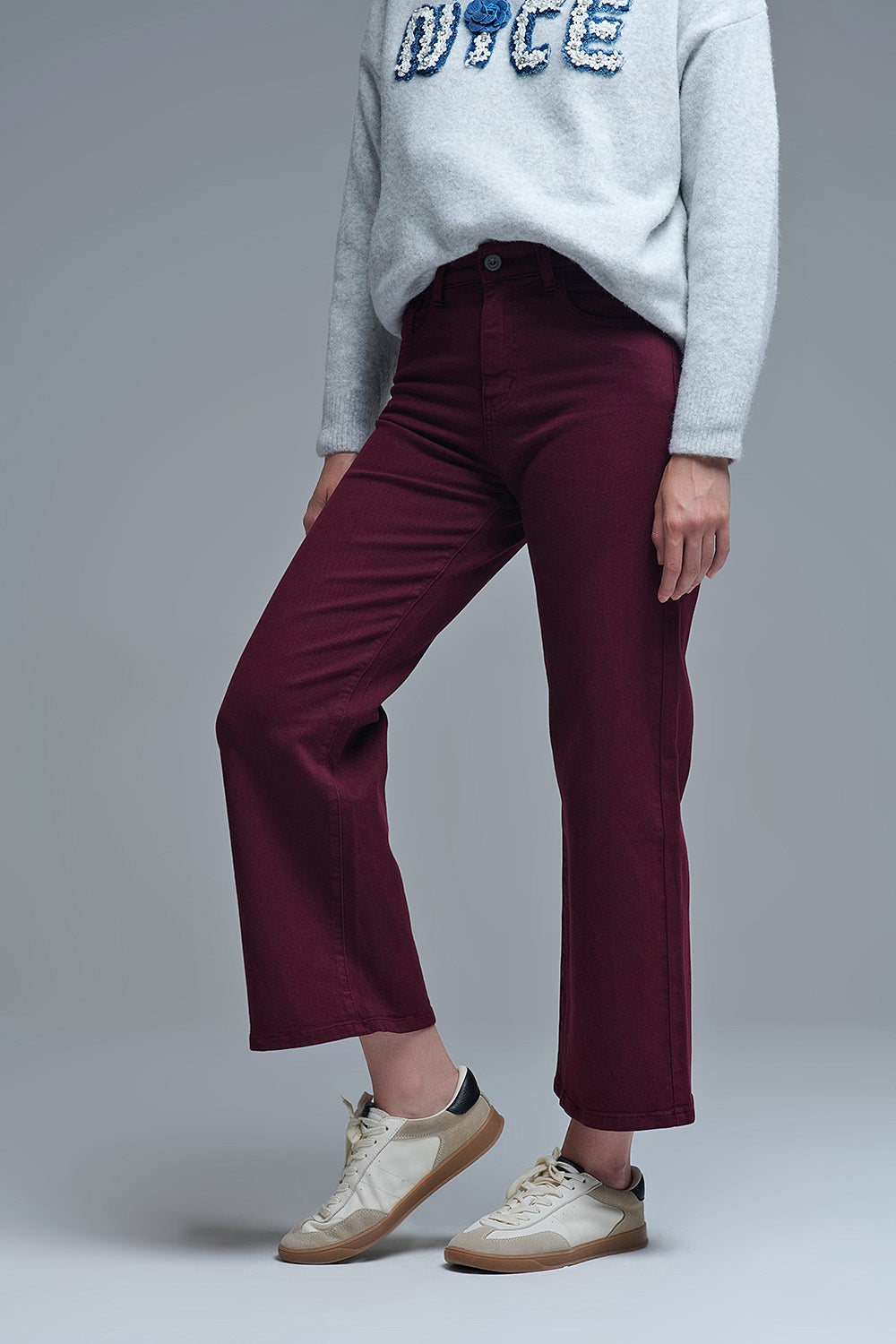 Jeans cropped a gamba larga in bordeaux