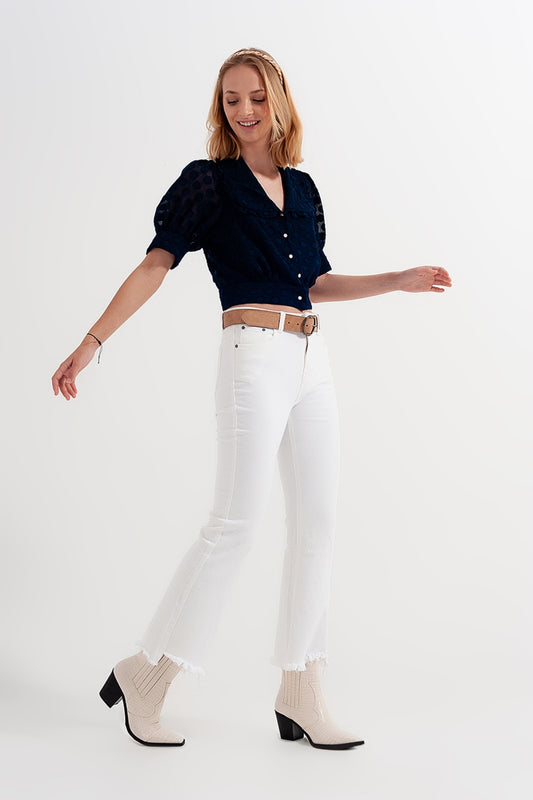 Q2 Jeans cropped a zampa crema con orlo grezzo