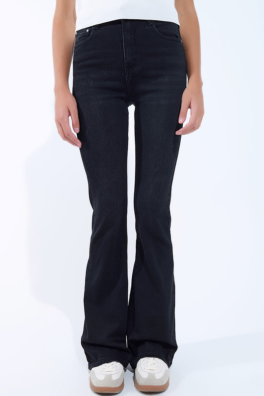 Q2 Jeans flare a vita alta in nero