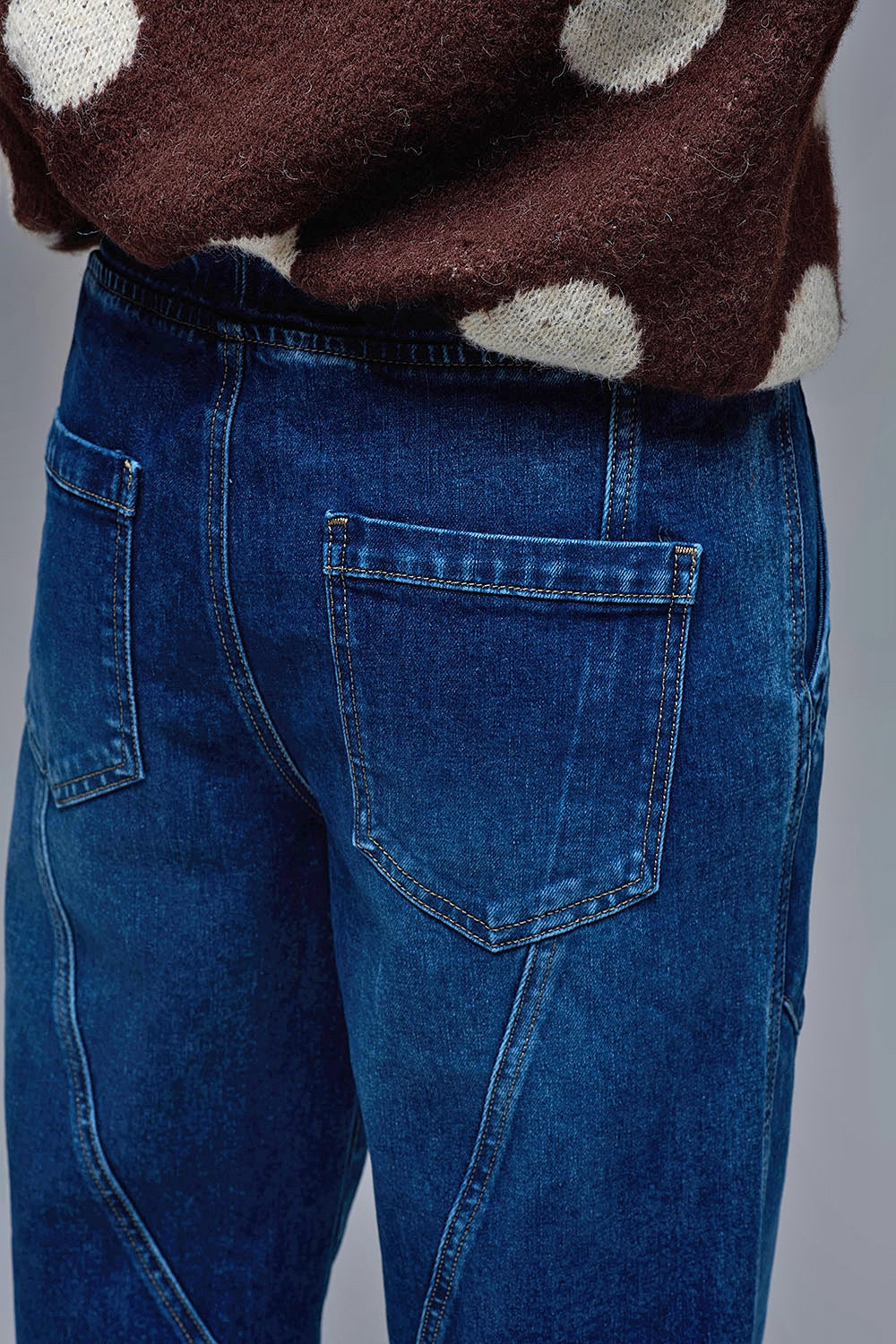 Jeans Jogger in denim dal taglio rilassato con coulisse in vita