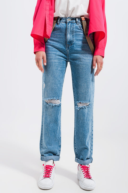 Q2 Jeans lavaggio blu chiaro con strappi al ginocchio