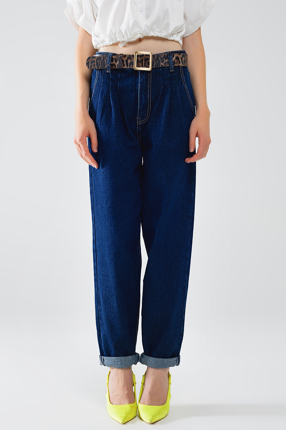Q2 Jeans Mom blu raw con dettaglio pinces